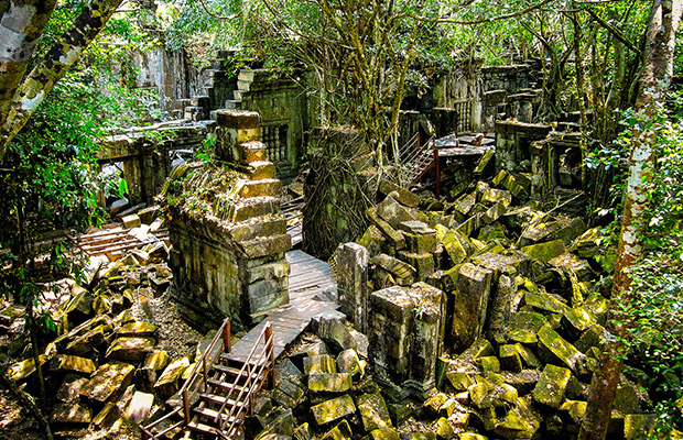 Day 13: Discovery Of Royal City Of Preah Khan - Neak Pean - Thommanon Temple - Ta Keo - Handicraft Center (Breakfast, Lunch)